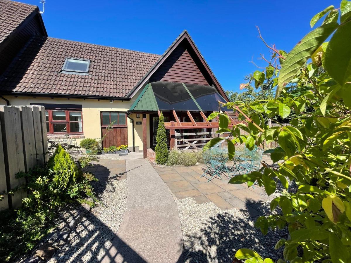 The Forge Villa Winscombe Eksteriør bilde